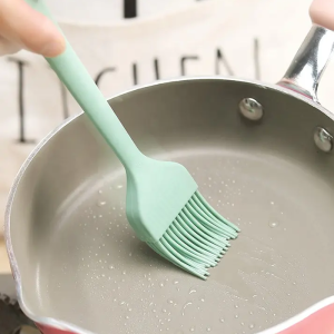 Customized Heat Resistant Silicone Basting Pastry Brush for BBQ Application Manufacturing 5